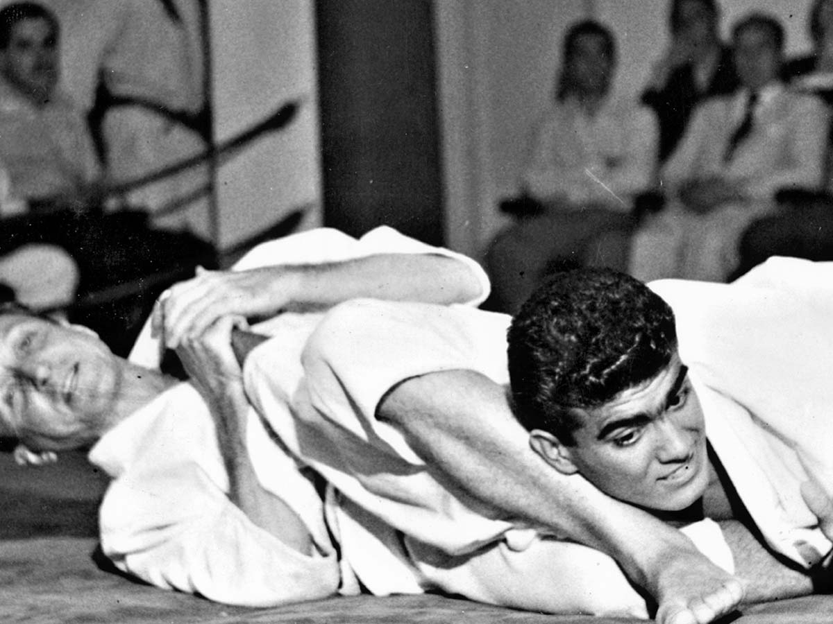 Carlos Gracie in a Jiu Jitsu match